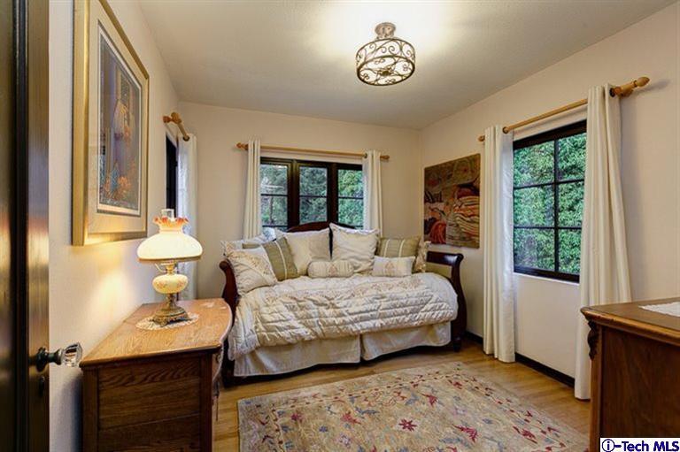 1363 New York Drive Altadena, CA 91001 - Photo 30 of 47 Additional Photo