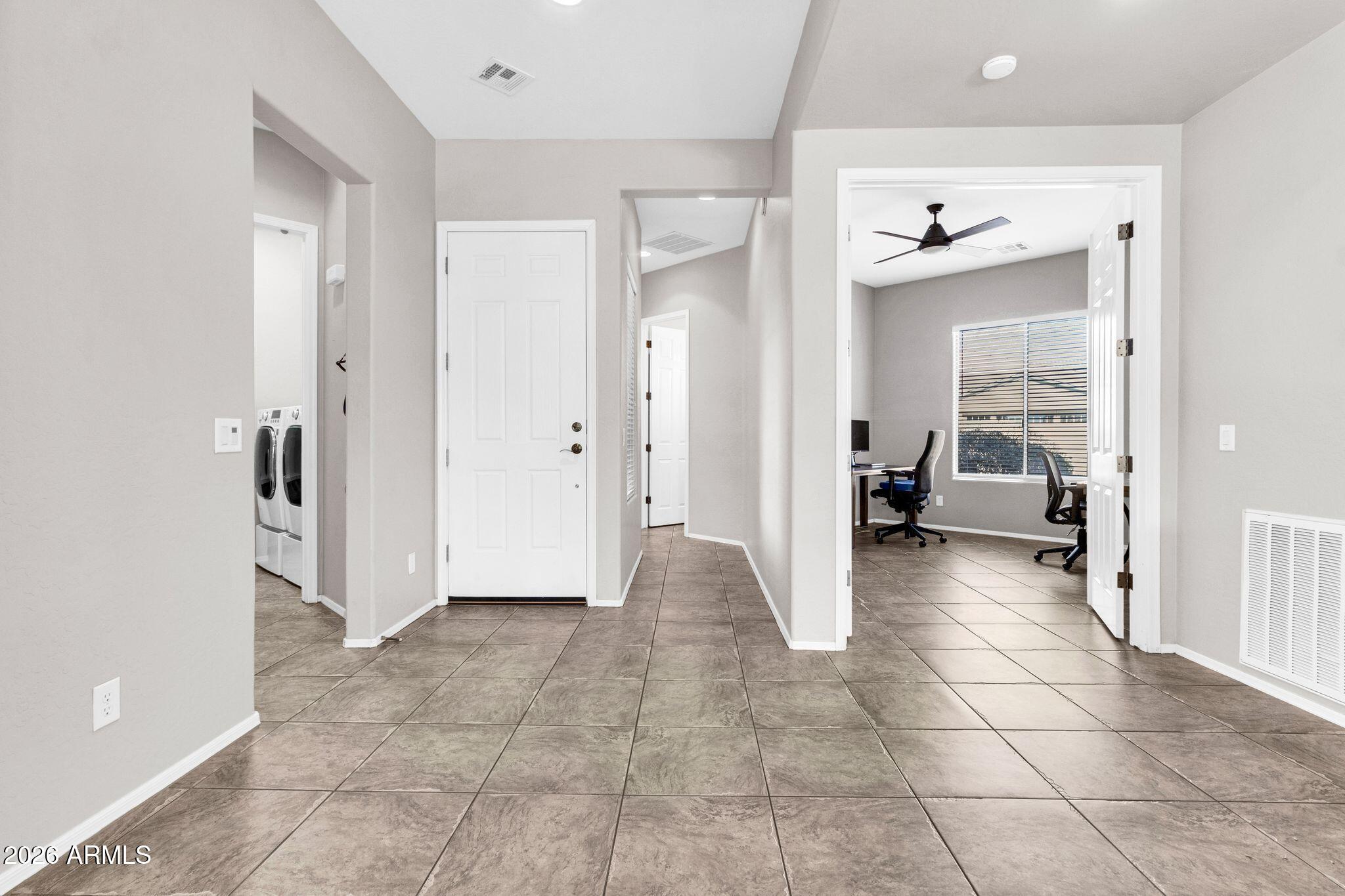 5333 South Marigold Way Gilbert, AZ 85298 - Photo 34 of 69 5333 S Marigold Way-29