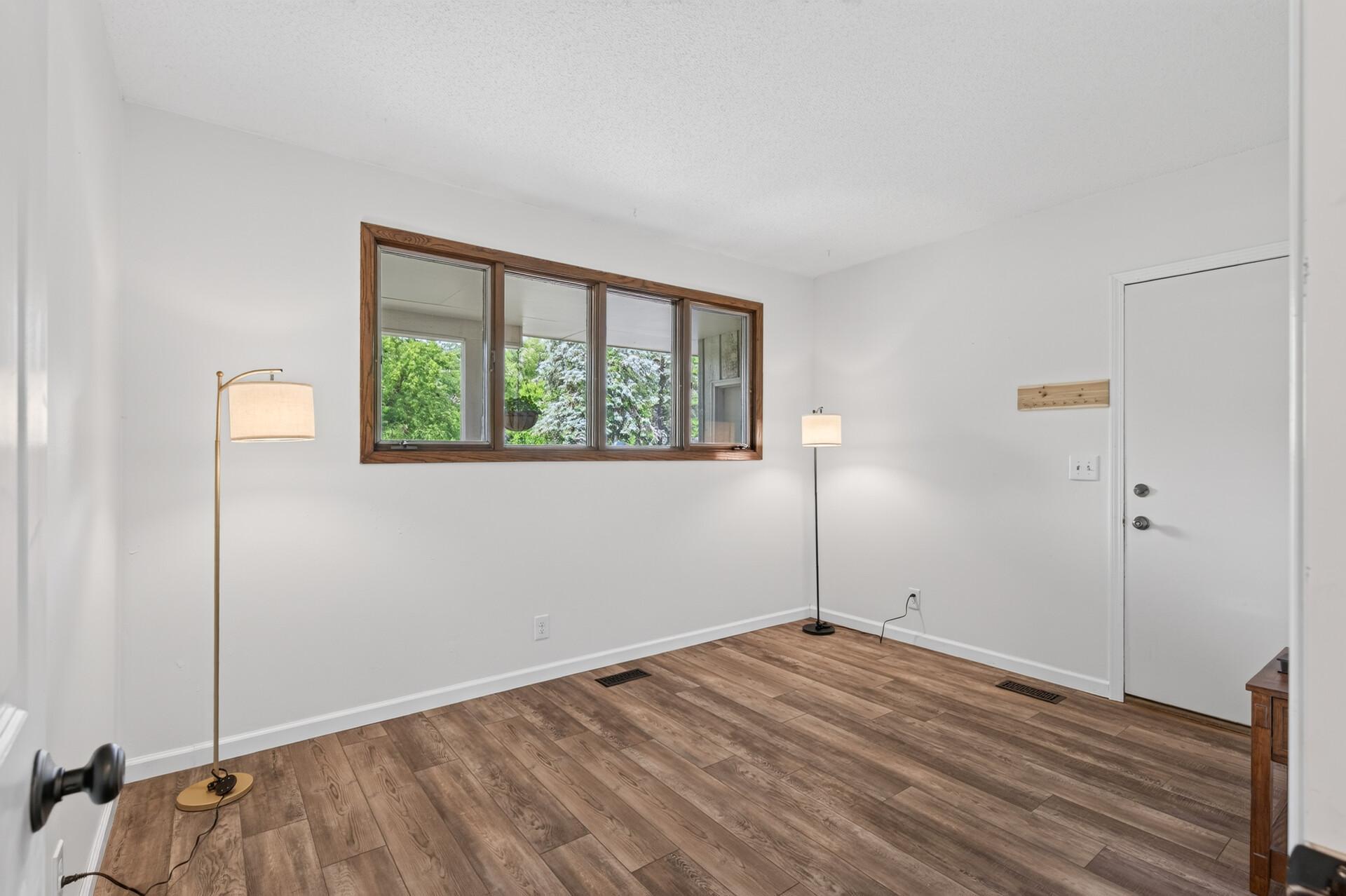4370 147th Lane Northwest Andover, MN 55304 - Photo 18 of 39