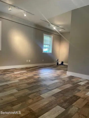 $695,000 | 1180 Ashley Falls Road, Unit A B C D E, Sheffield, MA 01222