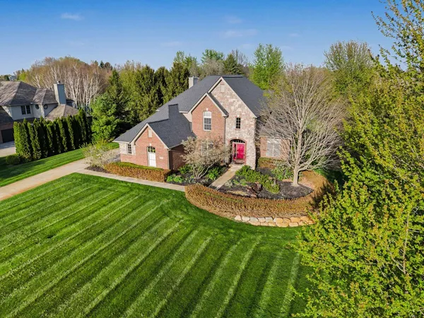 $939,900 | 6345 Brookview Drive, Saline, MI 48176
