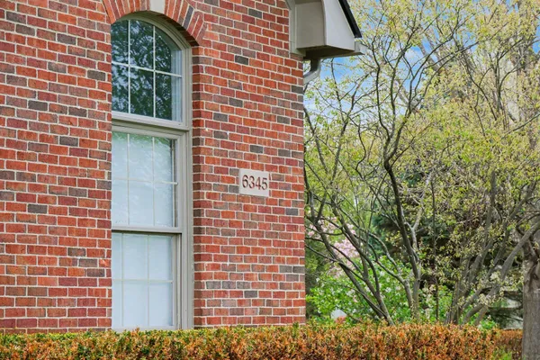 $939,900 | 6345 Brookview Drive, Saline, MI 48176
