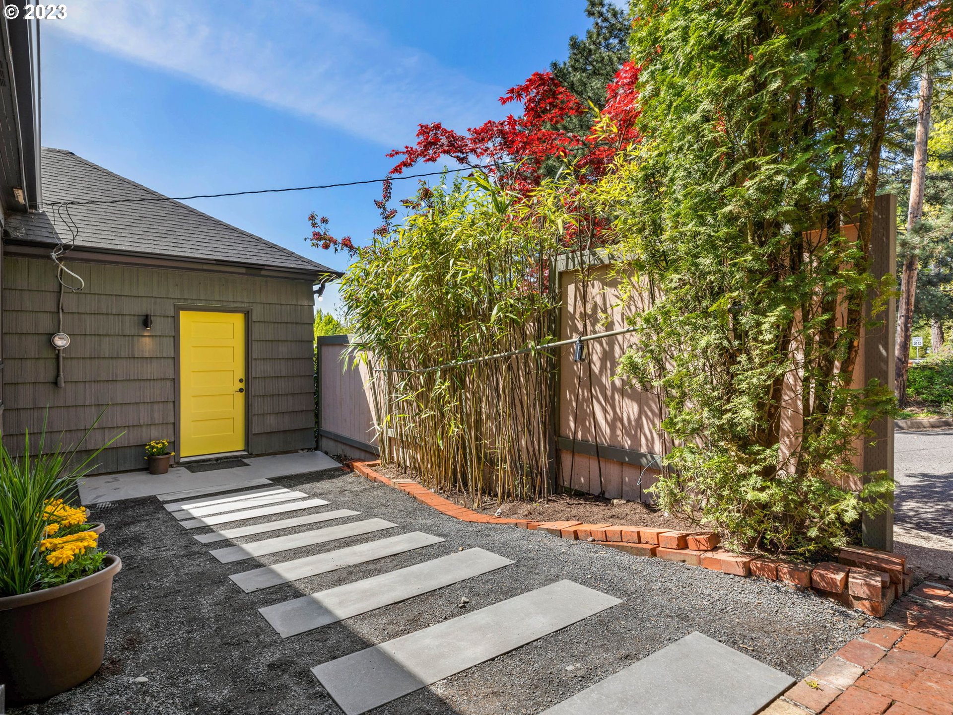 3590 Southwest Patton Road Portland, OR 97221 - Photo 4 of 32 a front view of a house