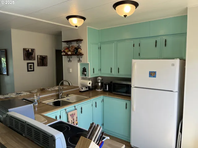 $115,000 | 83763 Highway 101, Unit 10, Florence, OR 97439