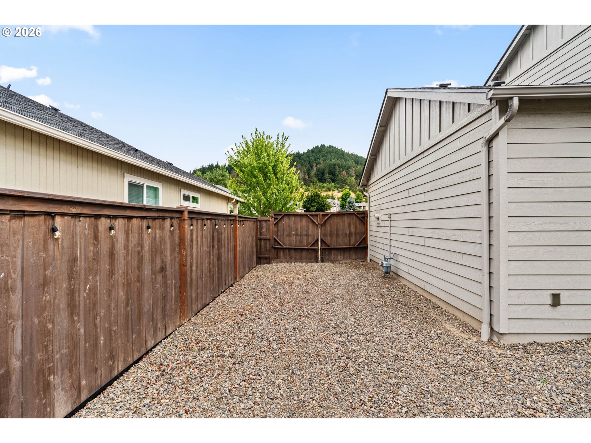 2098 South 60th Street Springfield, OR 97478 - Photo 47 of 48
