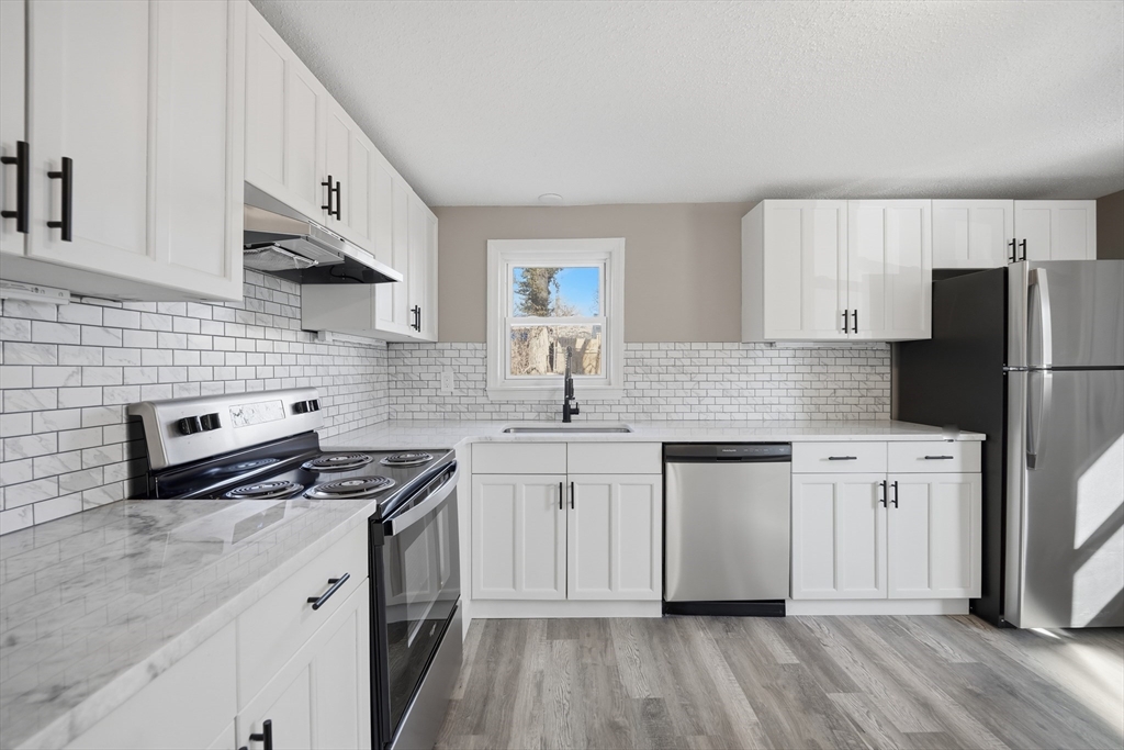 59 Piedmont Street Springfield, MA 01104 - Photo 2 of 36