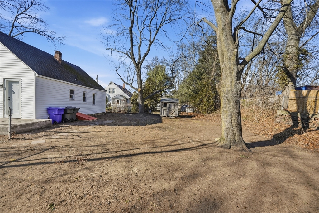 59 Piedmont Street Springfield, MA 01104 - Photo 31 of 36