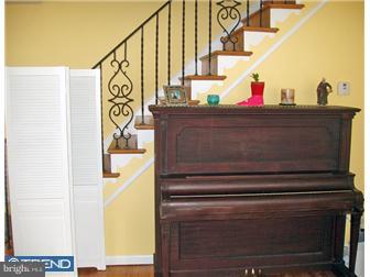 755 Oakview Road Ardmore, PA 19003 - Photo 5 of 10 Gallery Image 5