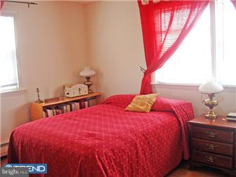 755 Oakview Road Ardmore, PA 19003 - Photo 6 of 10 Gallery Image 6