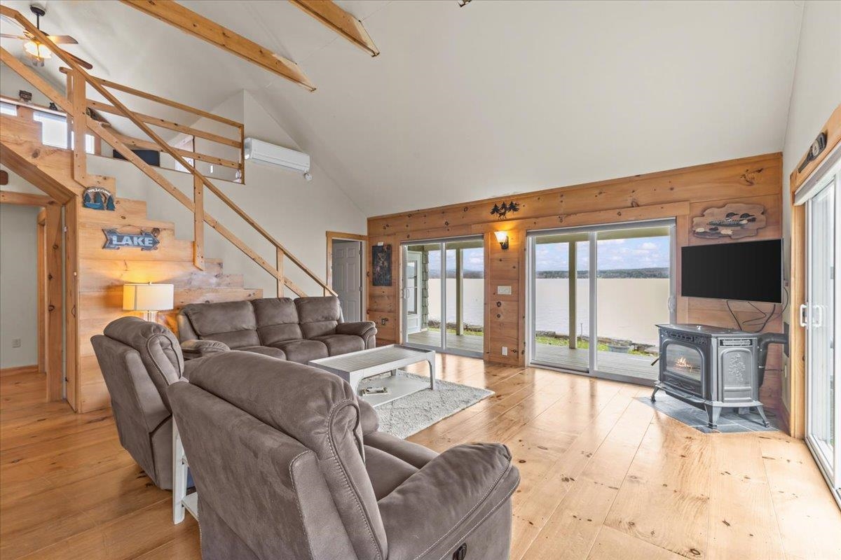 1223 Hathaway Point Road St. Albans Town, VT 05488 - Photo 11 of 44