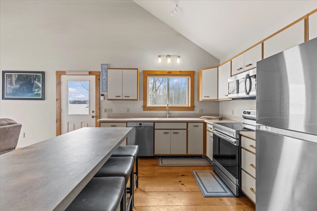1223 Hathaway Point Road St. Albans Town, VT 05488 - Photo 10 of 44