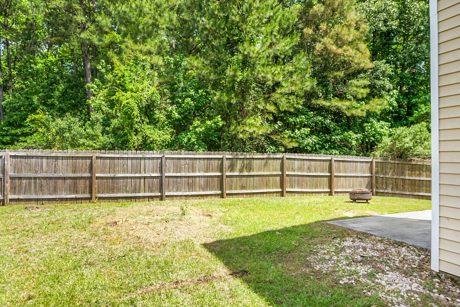 243 Oglethorpe Circle Moncks Corner, SC 29461 - Photo 6 of 34 DSC04696