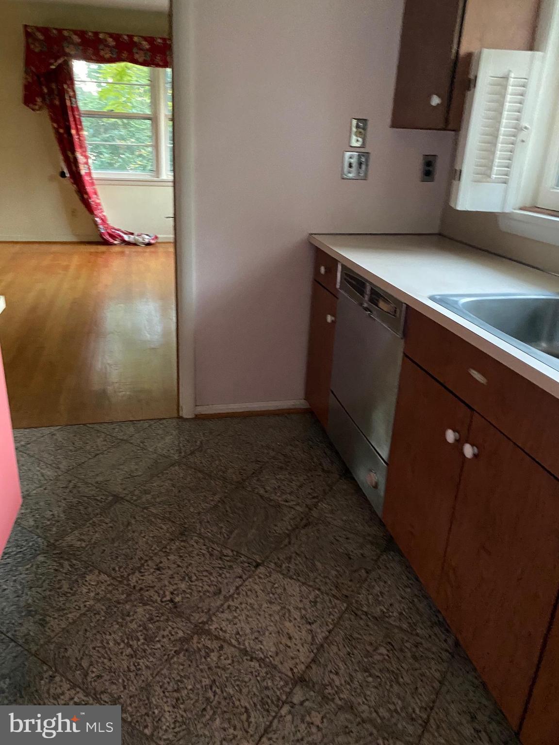 14186 Howard Road Dayton, MD 21036 - Photo 9 of 10