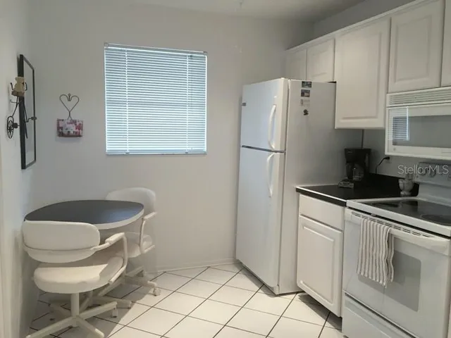 $2,900 | 3660 Ironwood Circle, Unit 503M, Bradenton, FL 34209