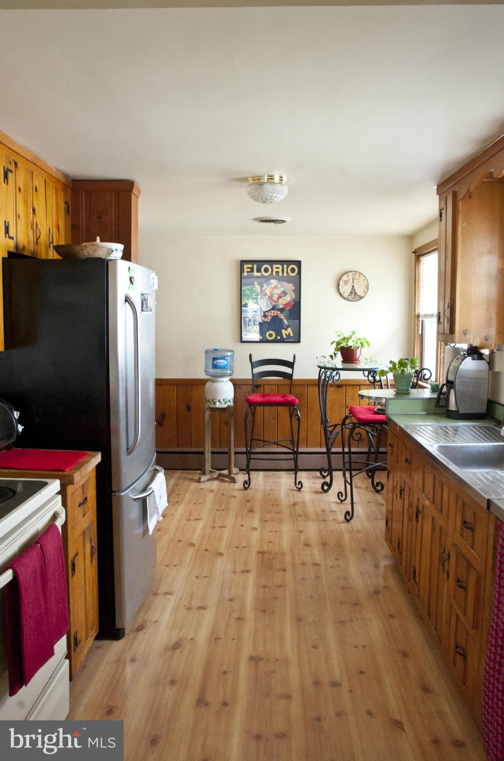 8953 Indian Springs Road Frederick, MD 21702 - Photo 2 of 23 Kitchen