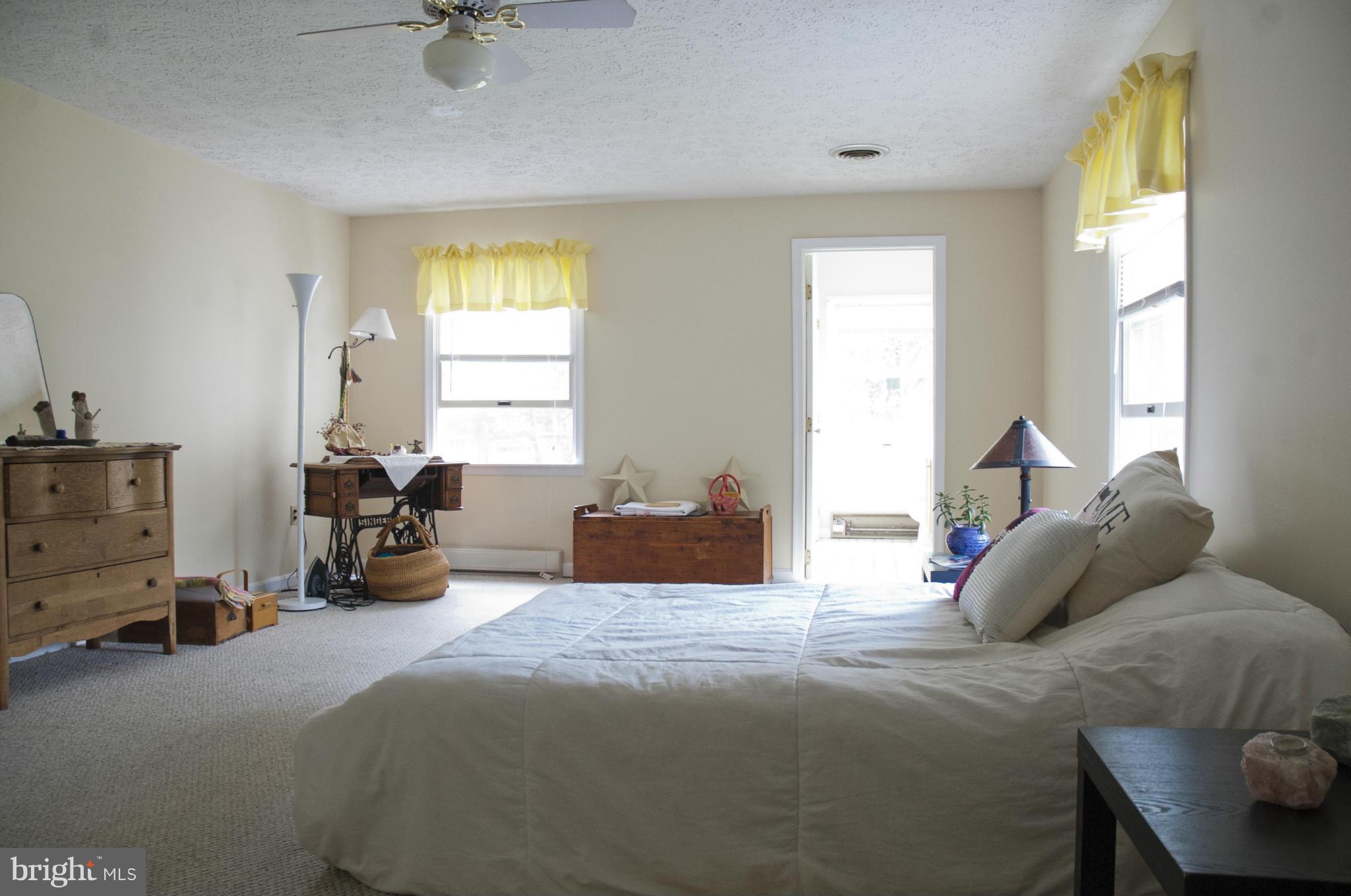 8953 Indian Springs Road Frederick, MD 21702 - Photo 16 of 23 Bedroom (Master)