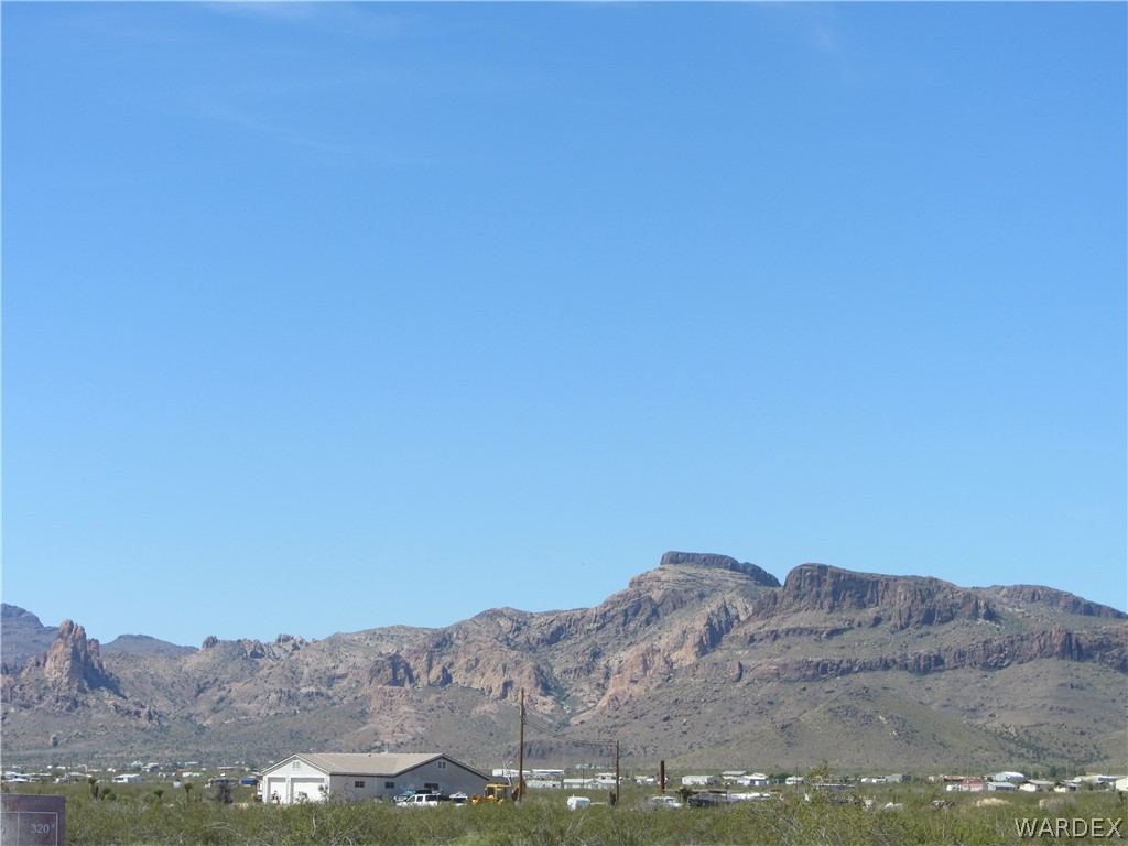 7109 Cherum Road Kingman, AZ 86409 - Photo 3 of 28 Gallery Image 3