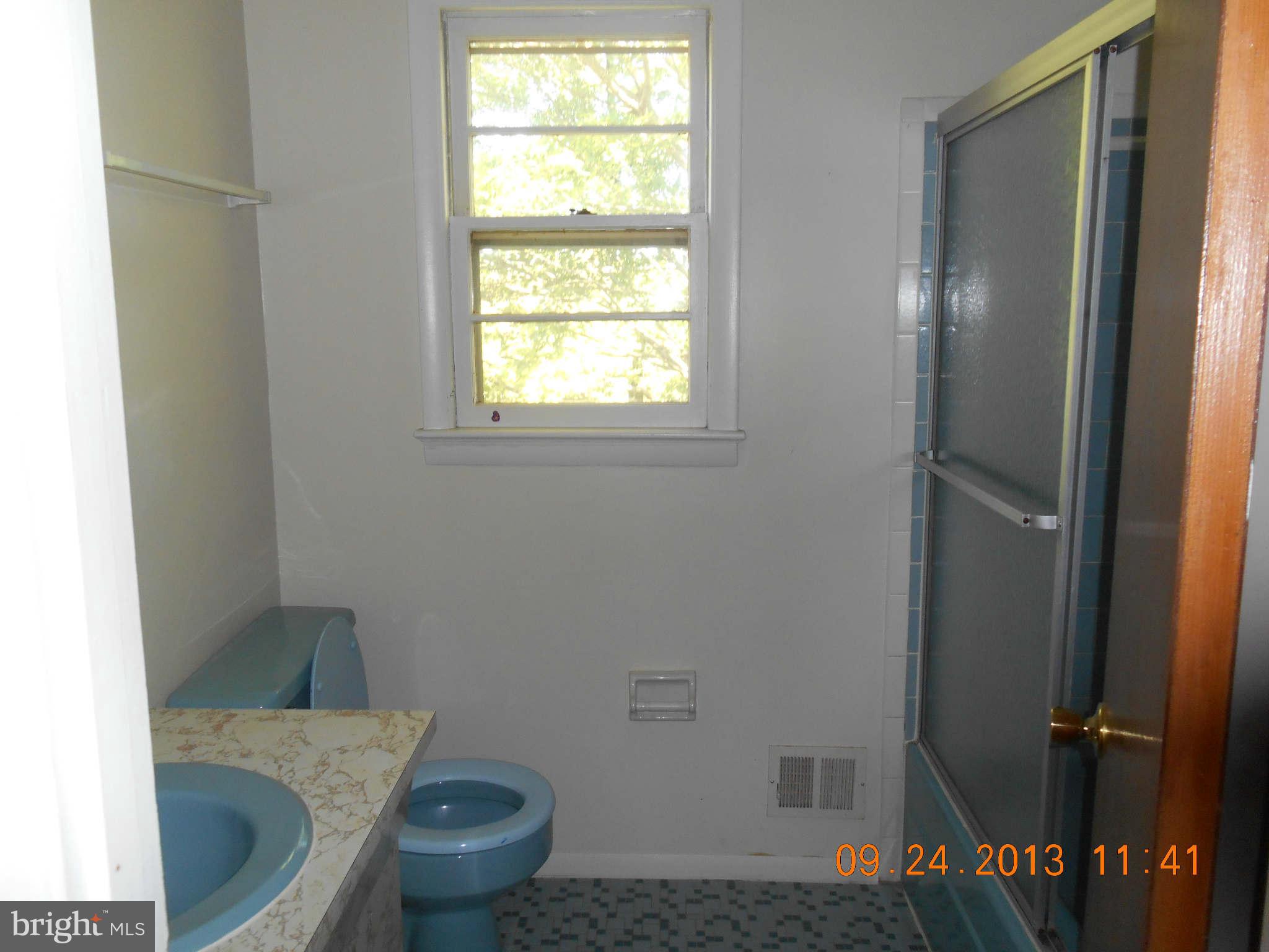 7308 Good Luck Road Hyattsville, MD 20784 - Photo 7 of 10 Bath
