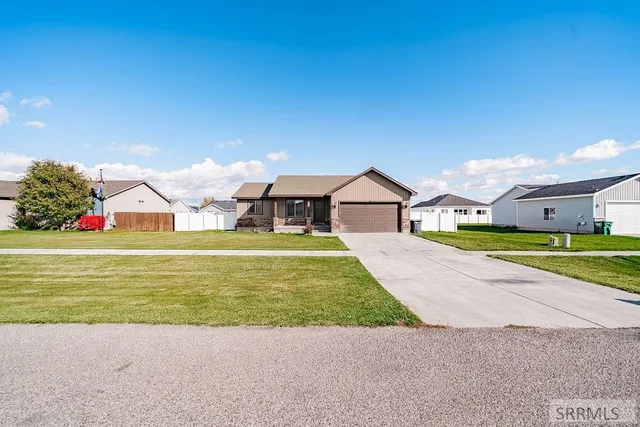 $380,000 | 2060 Roy Drive, Idaho Falls, ID 83401