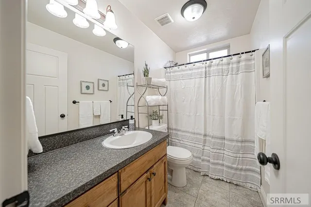 $380,000 | 2060 Roy Drive, Idaho Falls, ID 83401