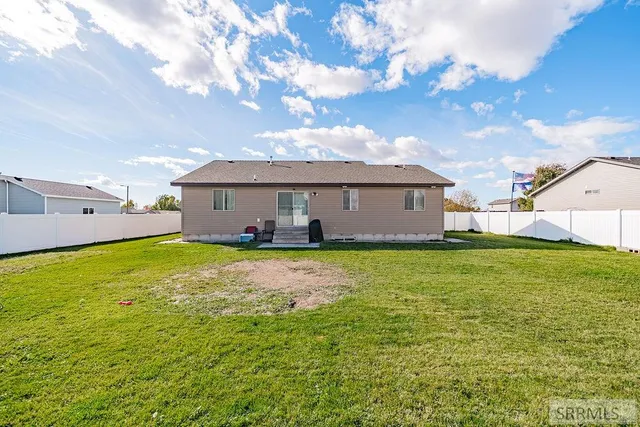 $380,000 | 2060 Roy Drive, Idaho Falls, ID 83401