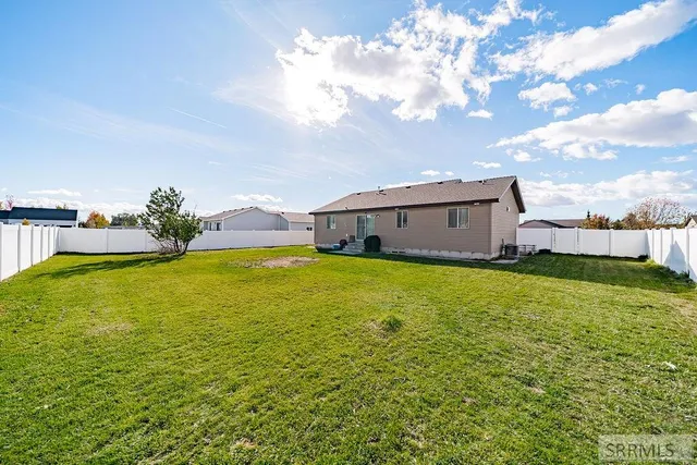 $380,000 | 2060 Roy Drive, Idaho Falls, ID 83401