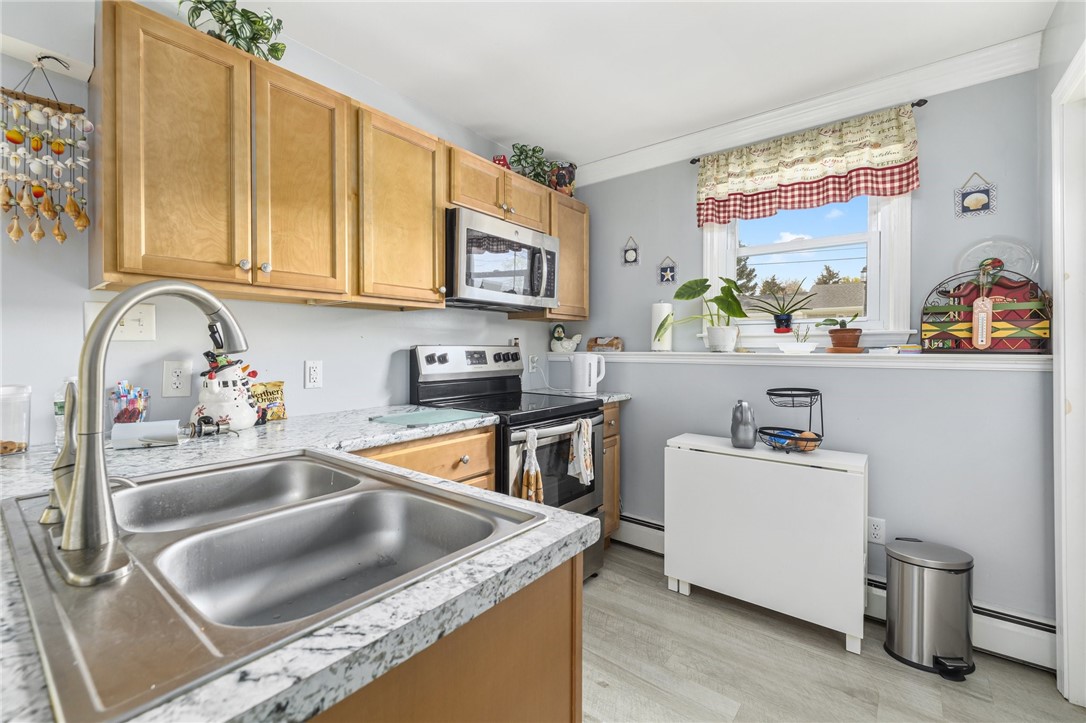 42 Mathew Road Tiverton, RI 02878 - Photo 21 of 37