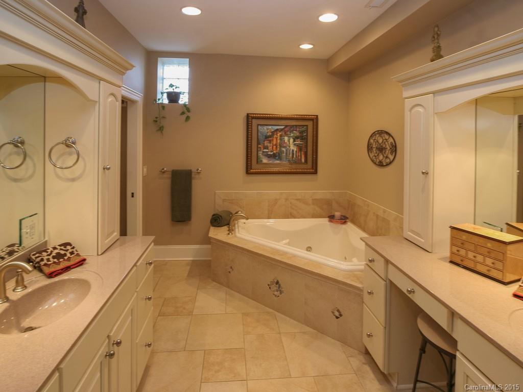 8015 Kiwi Point Tega Cay, SC 29708 - Photo 19 of 24