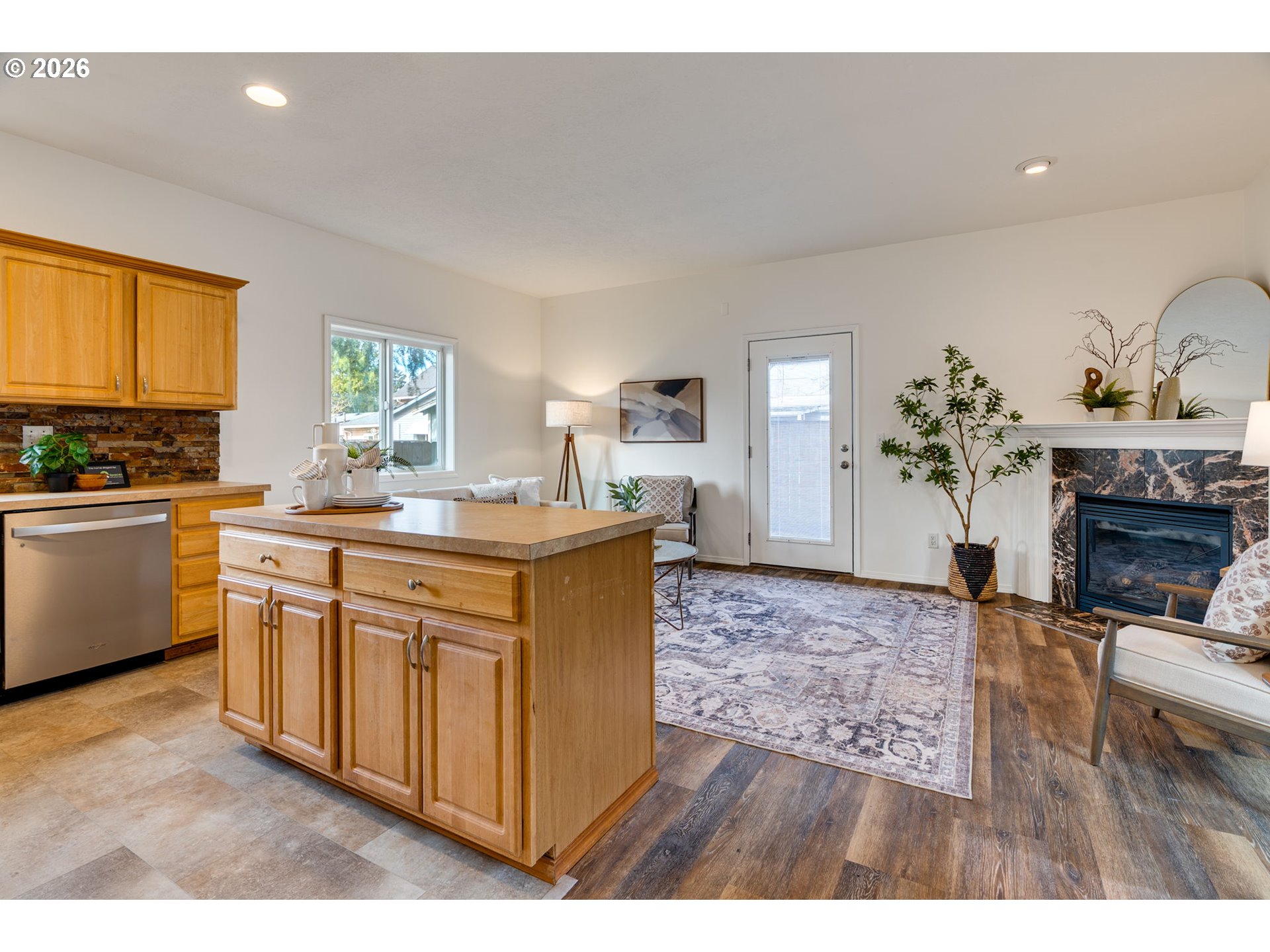 8029 Southeast Tolman Street Portland, OR 97206 - Photo 13 of 46
