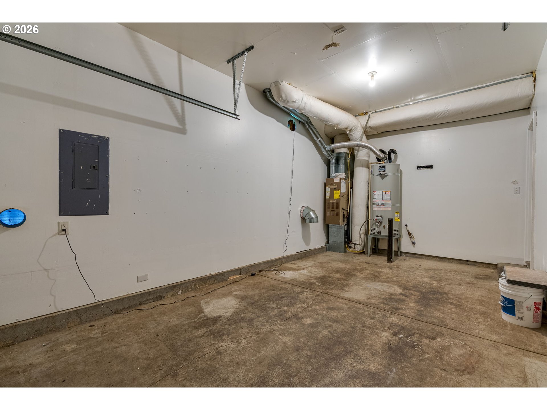 8029 Southeast Tolman Street Portland, OR 97206 - Photo 38 of 46
