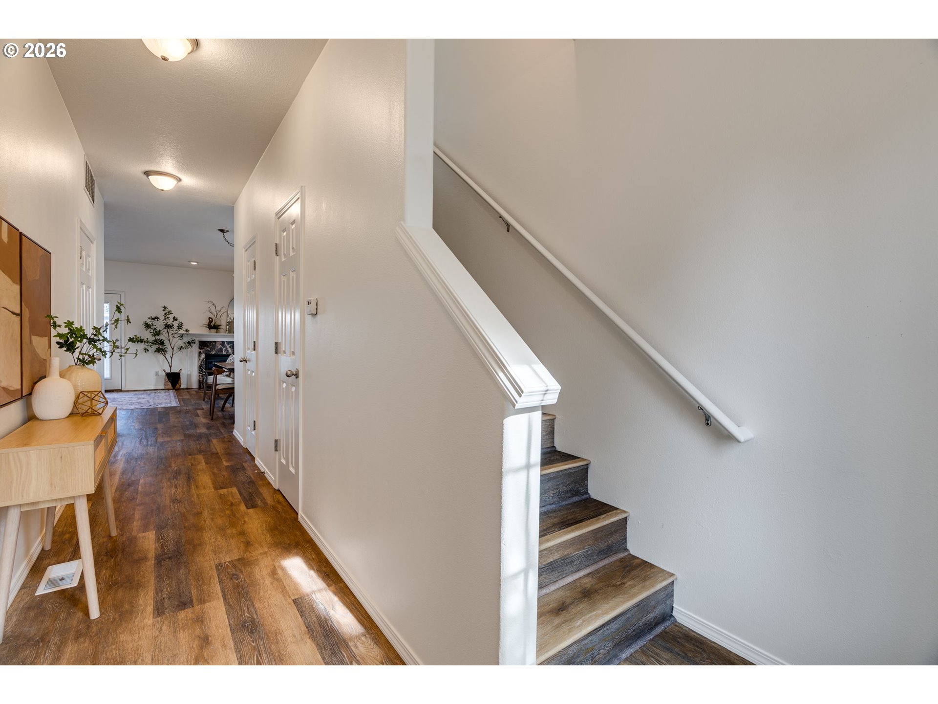 8029 Southeast Tolman Street Portland, OR 97206 - Photo 4 of 46