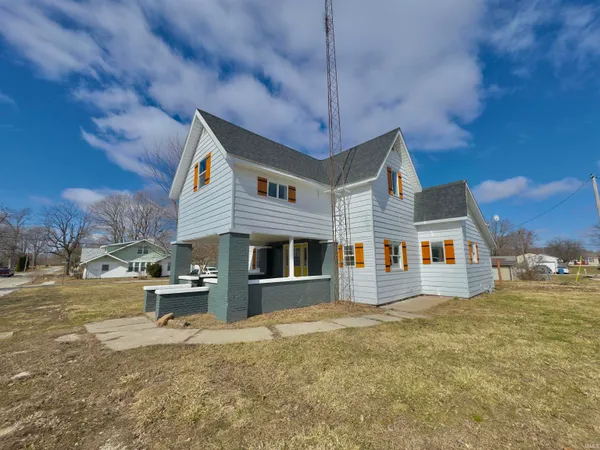 $199,900 | 140 East Commerce Street, Macy, IN 46951