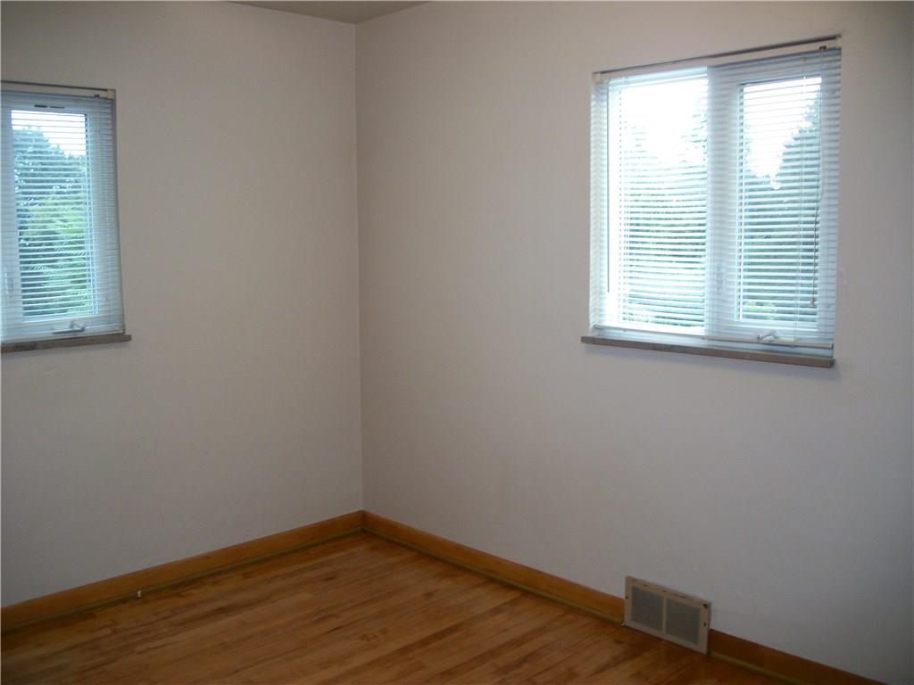 274 Coraopolis Road Coraopolis, PA 15108 - Photo 13 of 23 Gallery Image 13
