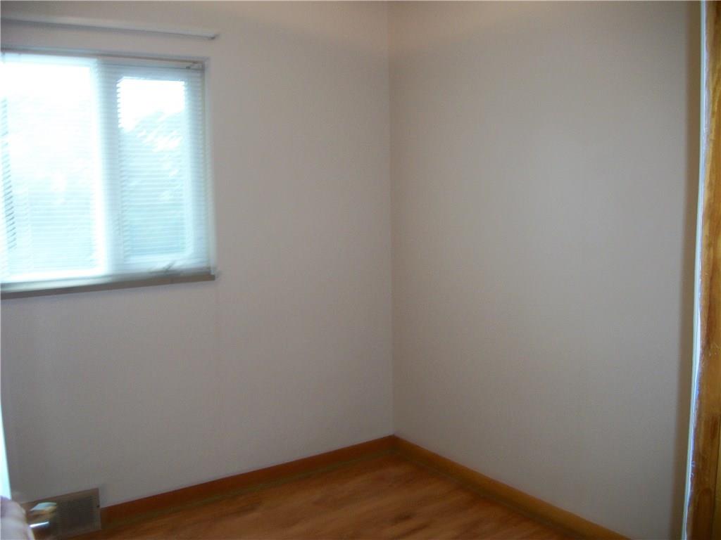 274 Coraopolis Road Coraopolis, PA 15108 - Photo 15 of 23 Gallery Image 15