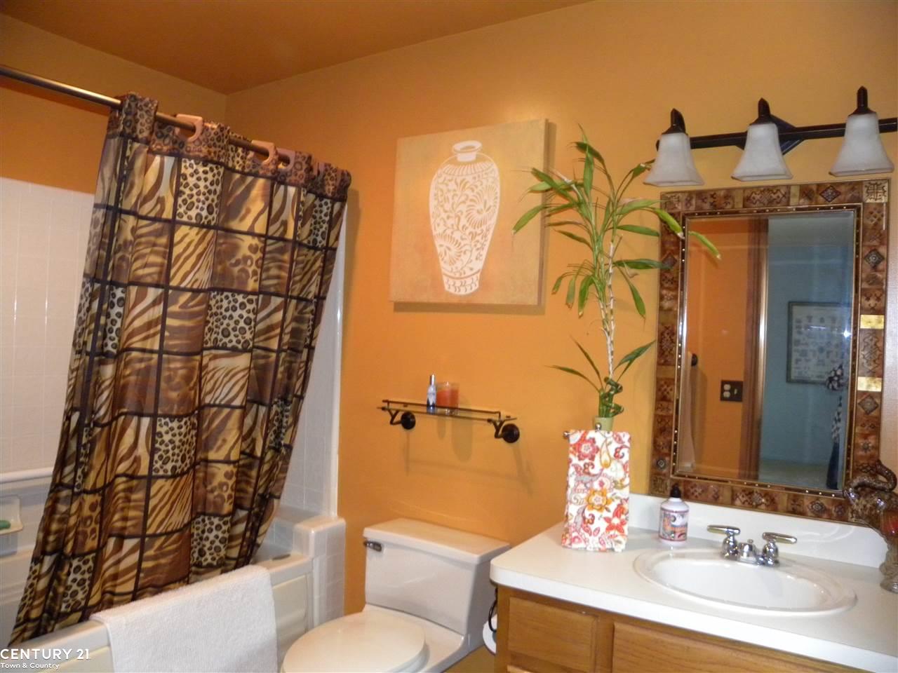 2179 Rochelle Park Drive, Unit 64 Rochester Hills, MI 48309 - Photo 16 of 25
