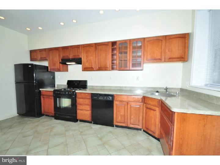 931 Wynnewood Road Philadelphia, PA 19151 - Photo 8 of 23 Gallery Image 8