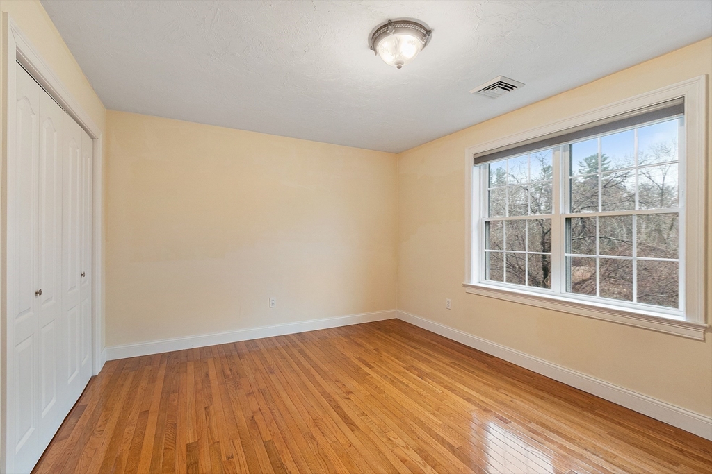 49 Brigham Hill Road Grafton, MA 01519 - Photo 23 of 37