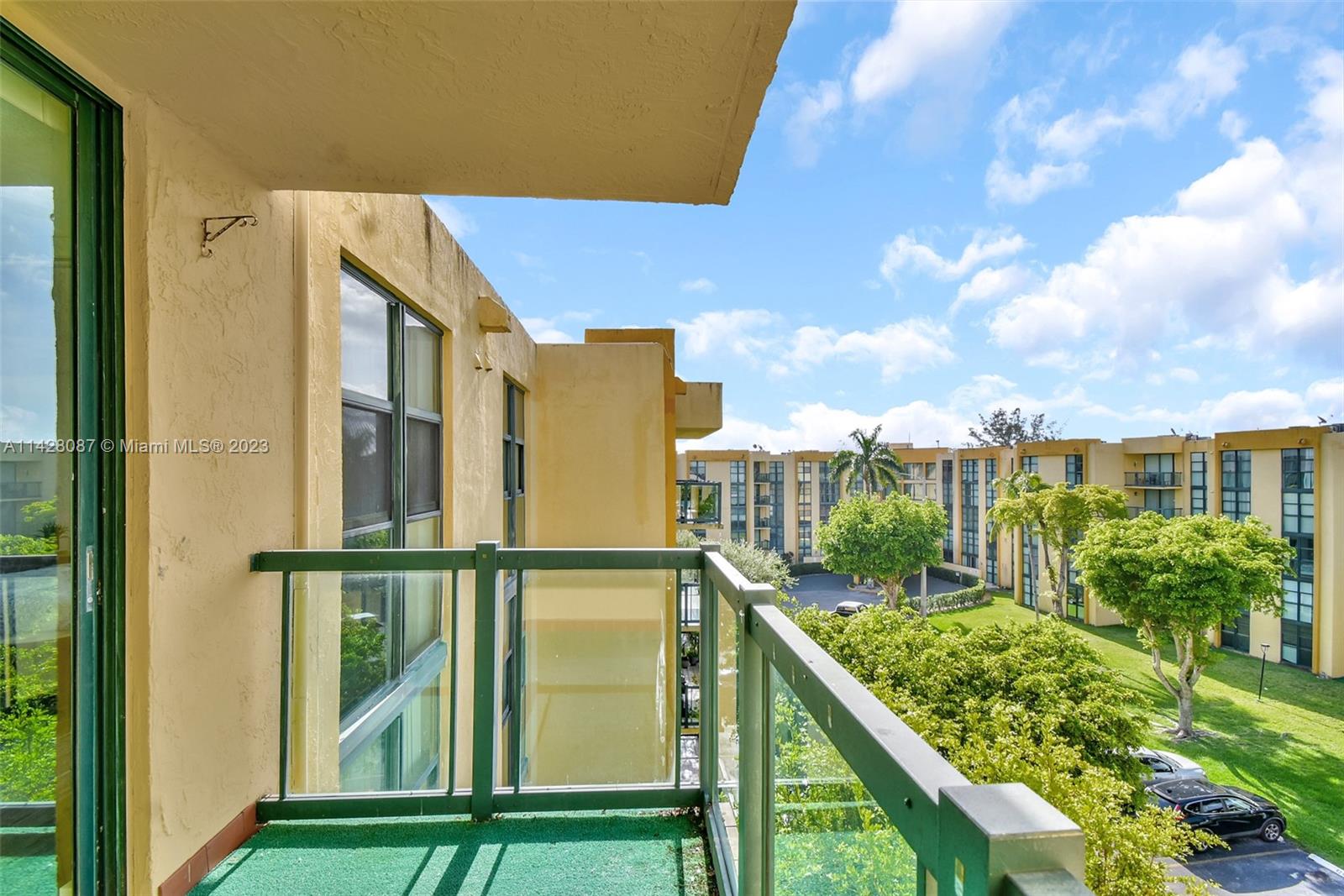 11800 Southwest 18th Street, Unit 5084 Miami, FL 33175 - Photo 5 of 44 a balcony with street view