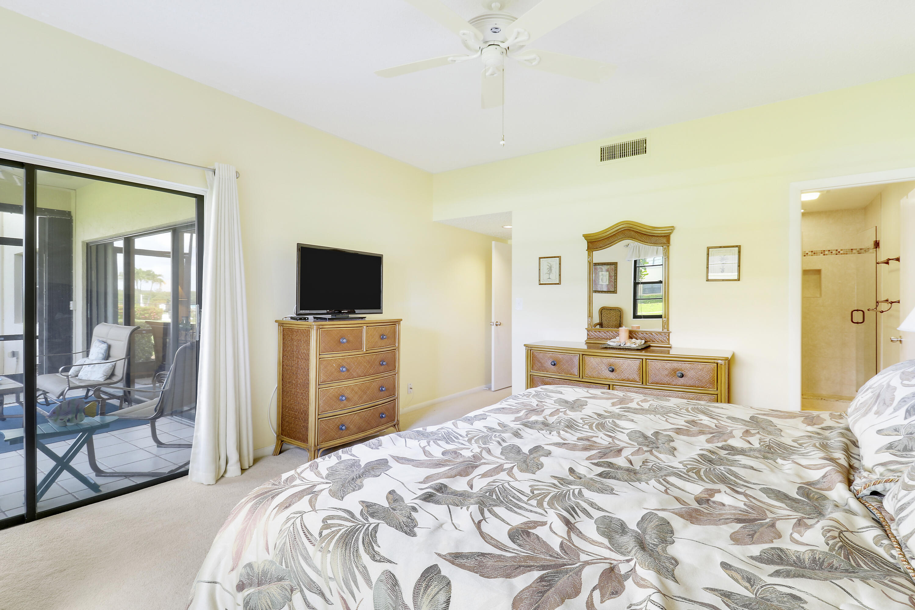 375 South Beach Road, Unit 102B Jupiter, FL 33469 - Photo 16 of 31 Primary