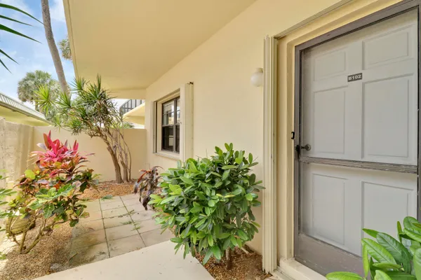 $3,500 | 375 South Beach Road, Unit 102B, Jupiter, FL 33469