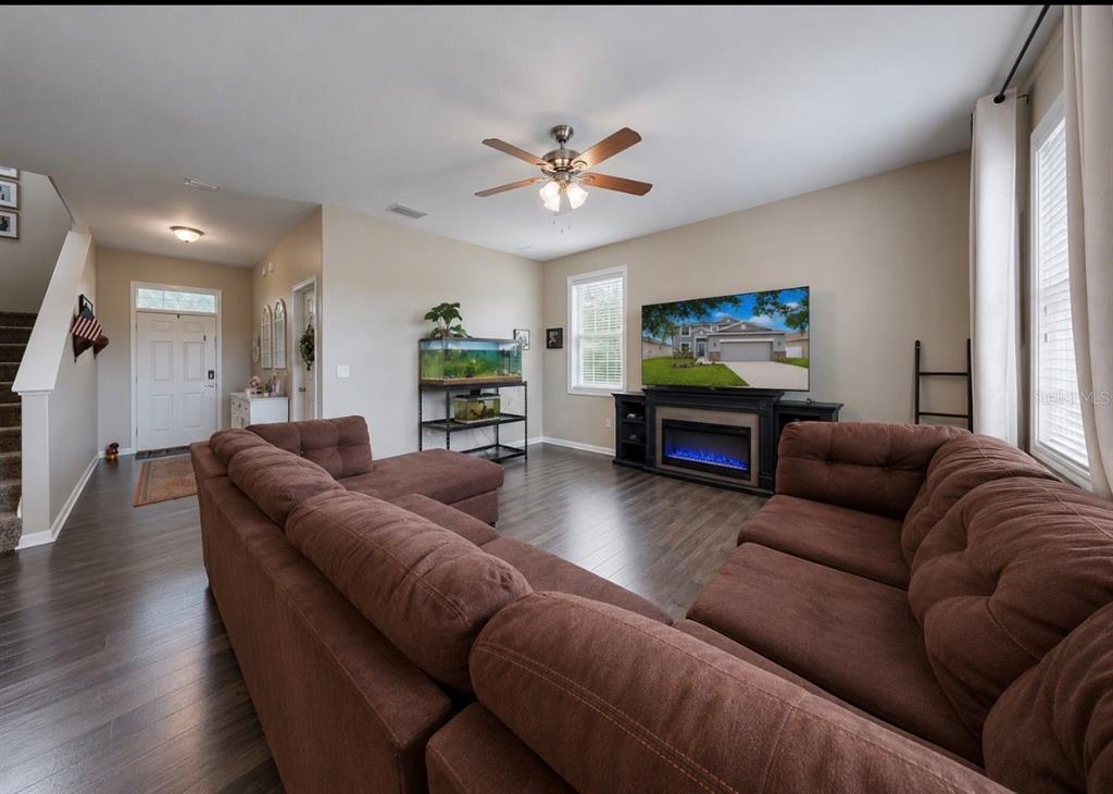509 Powder View Drive Ruskin, FL 33570 - Photo 5 of 50