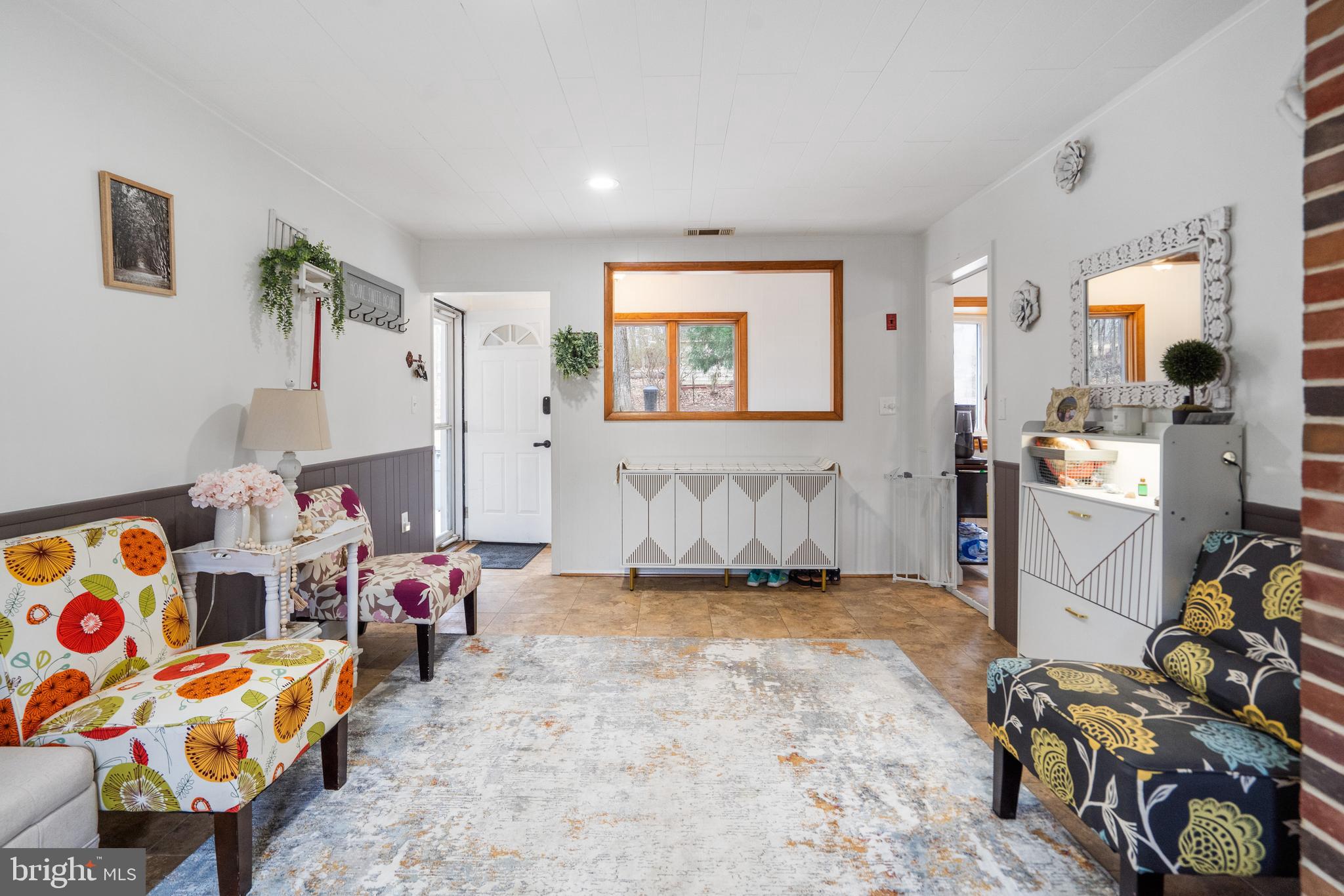 3605 Hoffman Mill Road Hampstead, MD 21074 - Photo 18 of 43 a view of a livingroom with toys