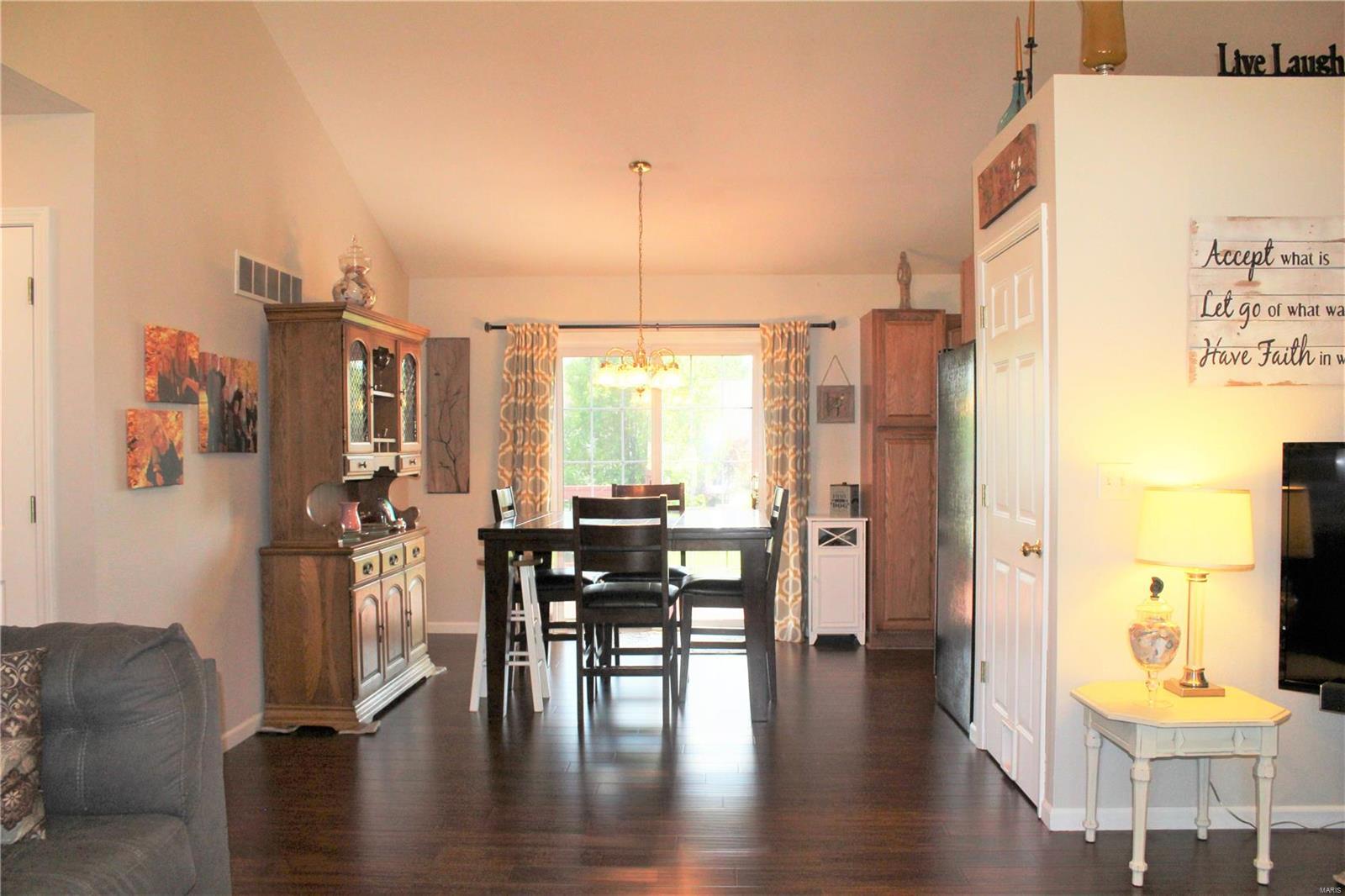 416 Hartmann Lane Waterloo, IL 62298 - Photo 23 of 98 Gallery Image 23