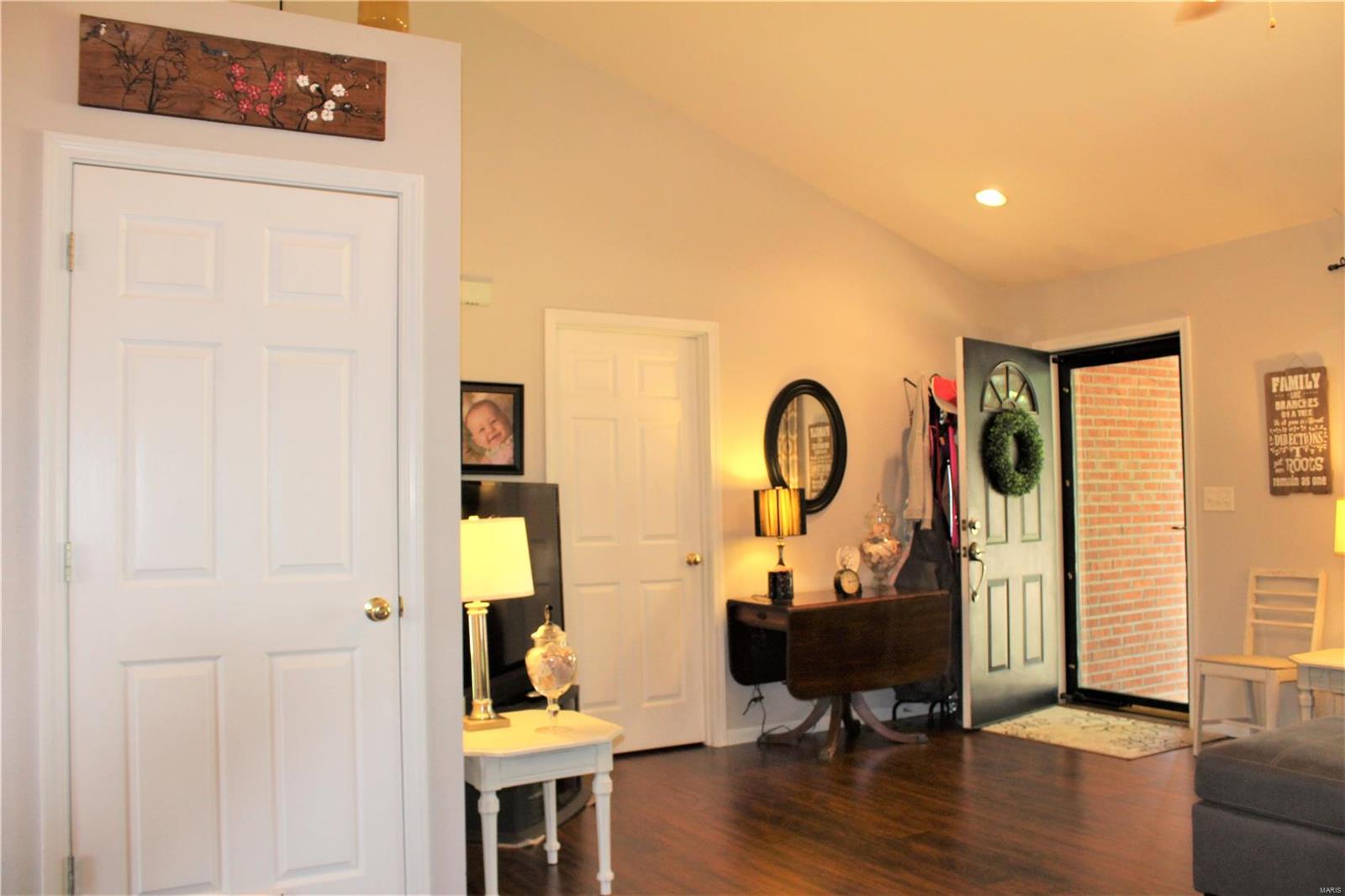 416 Hartmann Lane Waterloo, IL 62298 - Photo 33 of 98 Gallery Image 33
