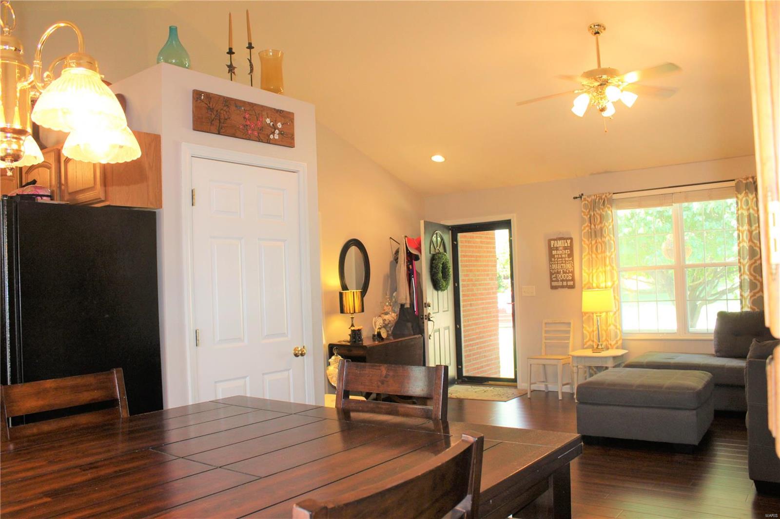 416 Hartmann Lane Waterloo, IL 62298 - Photo 34 of 98 Gallery Image 34