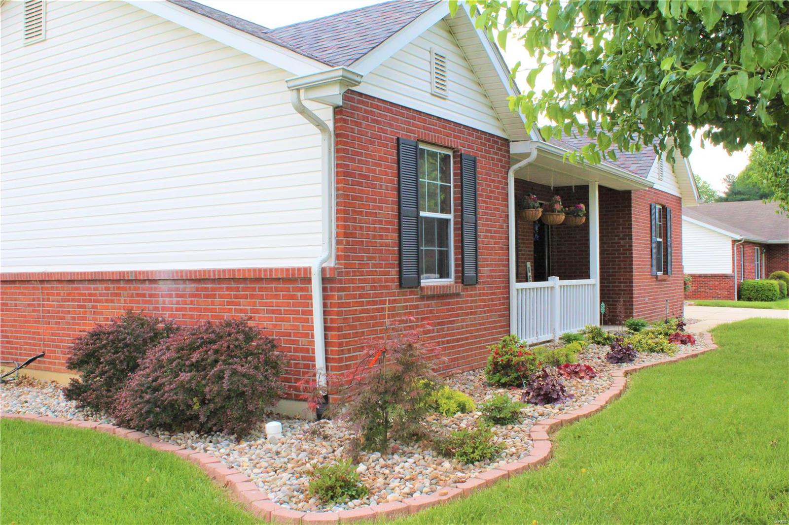 416 Hartmann Lane Waterloo, IL 62298 - Photo 10 of 98 Gallery Image 10