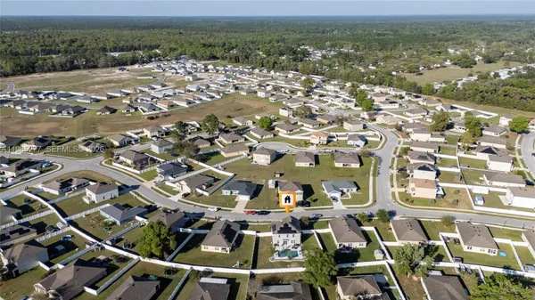 an aerial view of multiple house