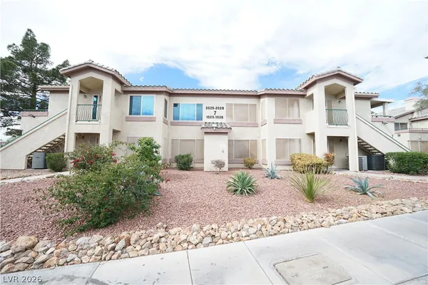 $1,340 | 5710 East Tropicana Avenue, Unit 2028, Las Vegas, NV 89122
