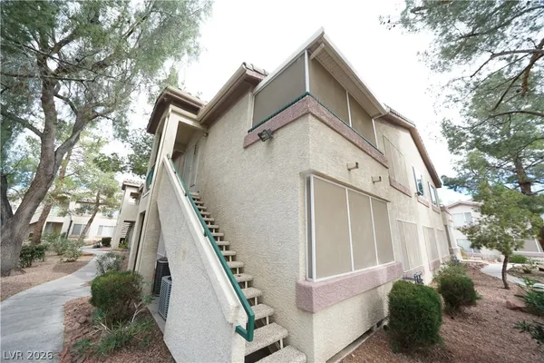 $1,340 | 5710 East Tropicana Avenue, Unit 2028, Las Vegas, NV 89122