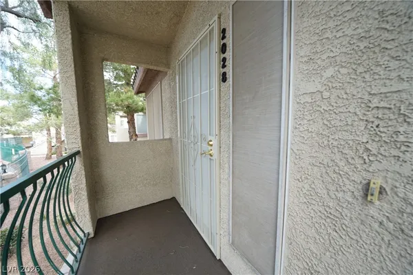 $1,340 | 5710 East Tropicana Avenue, Unit 2028, Las Vegas, NV 89122